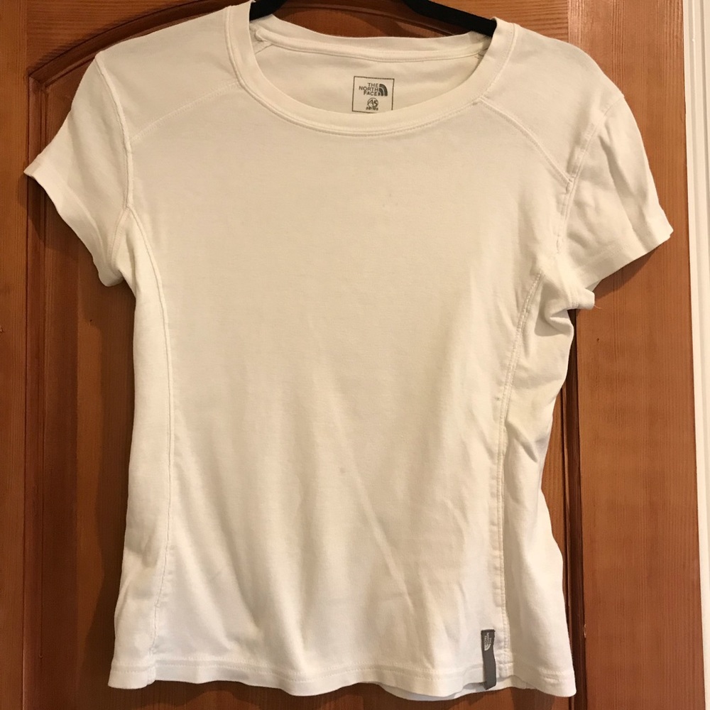 North face white cotton tee shirt LIKE NEW